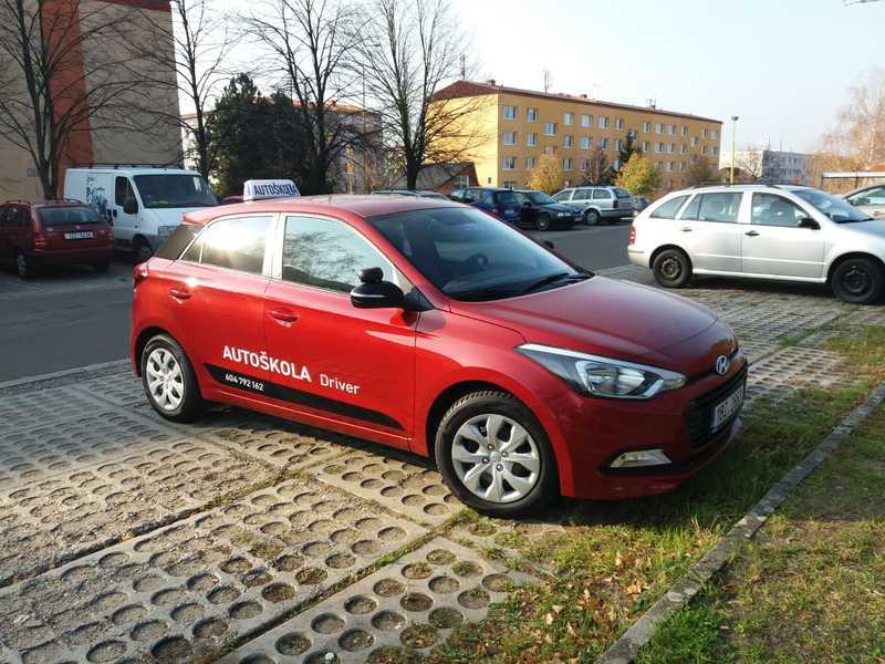 Vozidlo Hyundai i20 — interiér